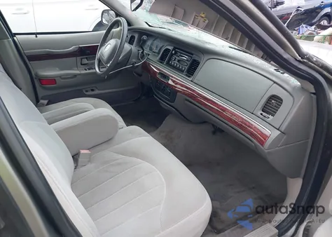 2001 Mercury Grand Marquis Gs z USA, uszkodzony, nr VIN 2MEFM74W01X610388